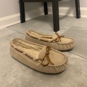 Minnetonka Moccasin Leather Shoe Size 8